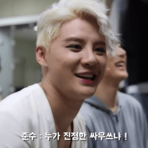 [VID] 161022 Junsu en pleine partie de&nbsp;foot…