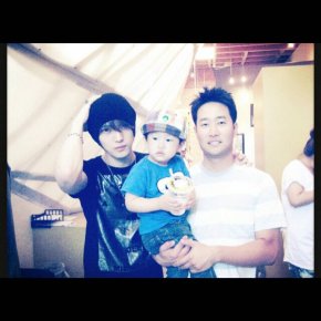 [PIC+TRAD] 161209 Jaejoong sur l&rsquo;Instagram de &lsquo;elbowyeish&rsquo;