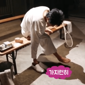 [VID] 161210 Junsu – BTS du MV de &lsquo;Death&nbsp;Note&rsquo;