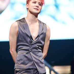 [PIC] 161228 – &lsquo;2016 XIA Ballad & Musical Concert with Orchestra vol.5&rsquo; in Osaka&nbsp;(presse)