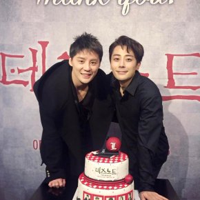 [PIC+TRAD] 170111 Junsu & Jaejoong – Instagram de la C-JeS (Death Note + V&nbsp;LIVE)