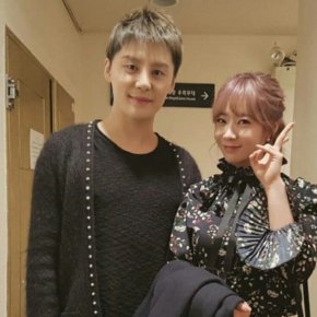 [PIC] 170125 Junsu sur divers réseaux&nbsp;sociaux