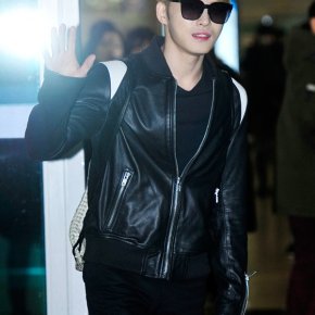 [VID] 170128 Jaejoong à l&rsquo;aéroport d&rsquo;Incheon&nbsp;(Naver)