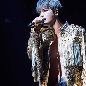 [PIC] 170226 – 2017 KIM JAE JOONG ASIA TOUR in JAPAN &lsquo;The REBIRTH of J&rsquo; – Saitama (jour&nbsp;1)