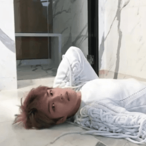 [VID] 170422 Jaejoong sur l&rsquo;Instagram de la C-JeS (L&rsquo;Officiel Hommes)