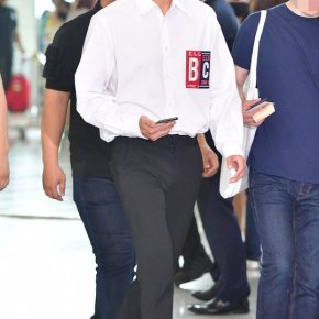 [PIC] 170619 Yunho à l&rsquo;aéroport de Gimpo →&nbsp;Jeju