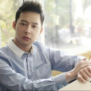 [NEWS] 170721 Yoochun – La C-JeS Entertainment refuse de parler des rumeurs sur la rupture de Park Yoochun et sa fiancée + Hwang Hana&nbsp;répond