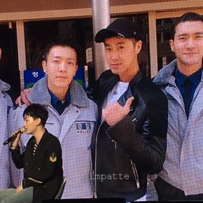 [VID+PIC+TRAD] 170723 Donghae raconte la fois où Yunho a rendu visite à Changmin lors de leur service&nbsp;militaire