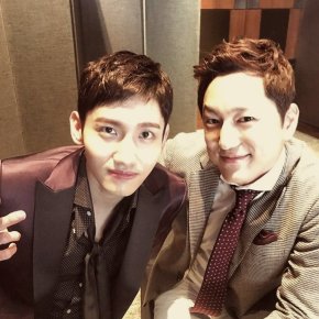 [PIC] 170821 Changmin sur l&rsquo;Instagram de &lsquo;hansukjoon&rsquo;