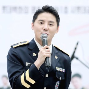 [PIC+FANCAMS] 170825 Junsu – Evénement avec la police de Gyeonggi (Happy Together&nbsp;concert)