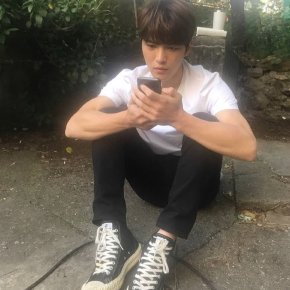 [PIC] 170920 Jaejoong sur l&rsquo;Instagram de la C-JeS + Manhole&nbsp;(stills)