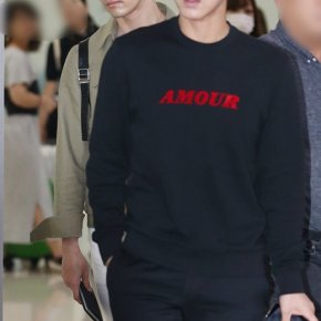 [PIC] 170908 TVXQ! à l&rsquo;aéroport de Gimpo, de retour en&nbsp;Corée