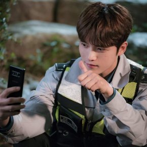 [PIC] 170924 Jaejoong sur le Facebook de JYJ&nbsp;(Manhole)