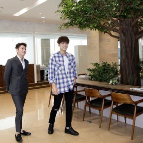 [PIC] 170902 Jaejoong sur le site du KAVE&nbsp;Mall