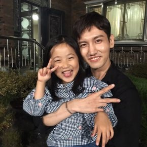 [PIC] 171026 Changmin sur l&rsquo;Instagram de &lsquo;vyseyd86&rsquo;