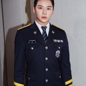 [PIC+VID] 171030 Junsu – Direct sur Facebook : Red Circle Project, ‘Cyber Movement&nbsp;Day’