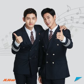 [PIC] 171108 TVXQ! pour JEJU&nbsp;Air