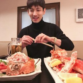 [PIC+TRAD] 171110 Changmin sur l&rsquo;Instagram de&nbsp;TVXQ!