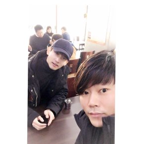[PIC] 180105 Changmin sur l&rsquo;Instagram de &lsquo;naejongseok&rsquo;
