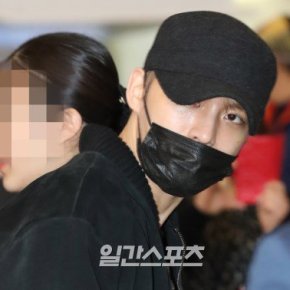 [PIC] 180221 Jaejoong à l&rsquo;aéroport de Gimpo →&nbsp;Japon