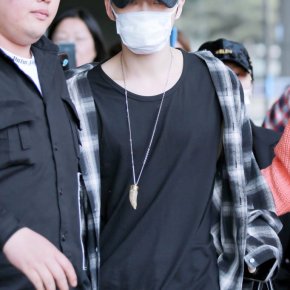 [PIC] 180402 Jaejoong a l&rsquo;aéroport de Gimpo, de retour en&nbsp;Corée